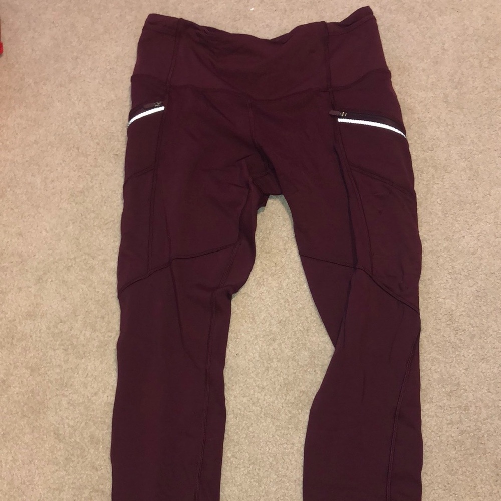 LULULEMON LEGGINGS!!